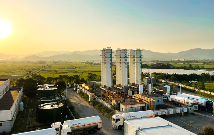 1647245790895748ZrmD.jpg 1647245790895748ZrmD.jpg