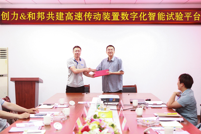 165760758444512884td.jpg 2022.7fgggg.jpg